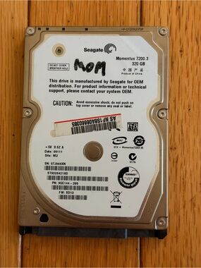 EUC Seagate Momentus 7200.3 320 GB hard drive erased